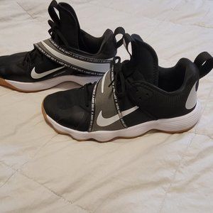 Nike React Hyperset (Unisex) Volleyball Shoe